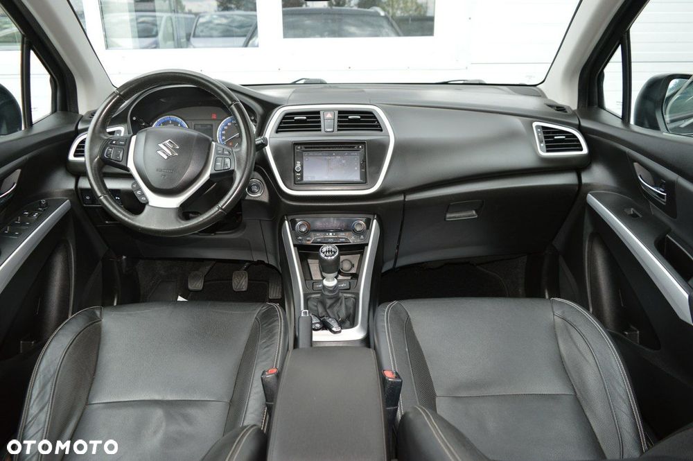 Suzuki SX4 S-Cross 1.6 DDiS Premium Plus - 2