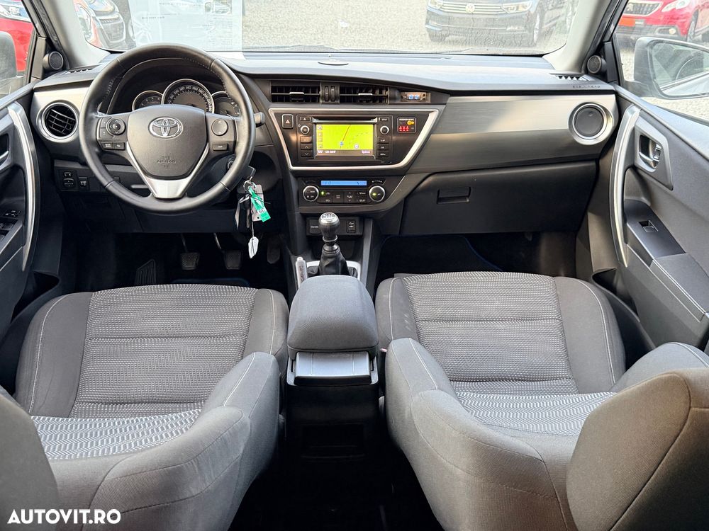 Toyota Auris 1.4 D-4D Unique - 20