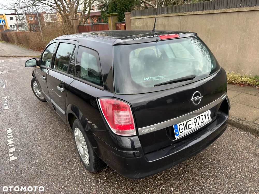 Opel Astra 1.7 CDTI DPF Design Edition - 11