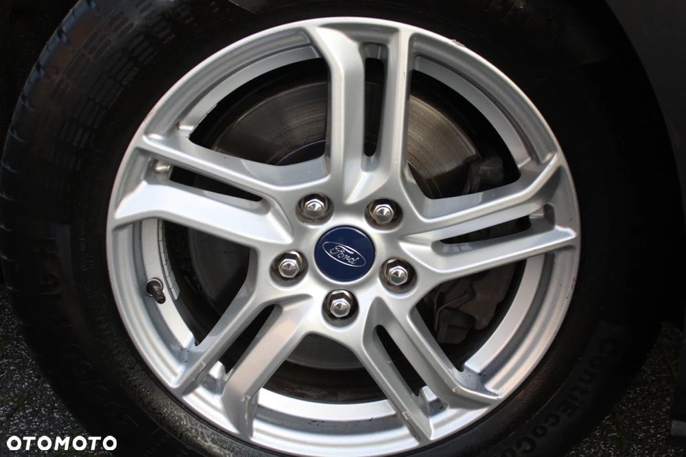 Ford Focus Turnier 1.0 EcoBoost Start-Stopp-System TITANIUM STYLE - 26