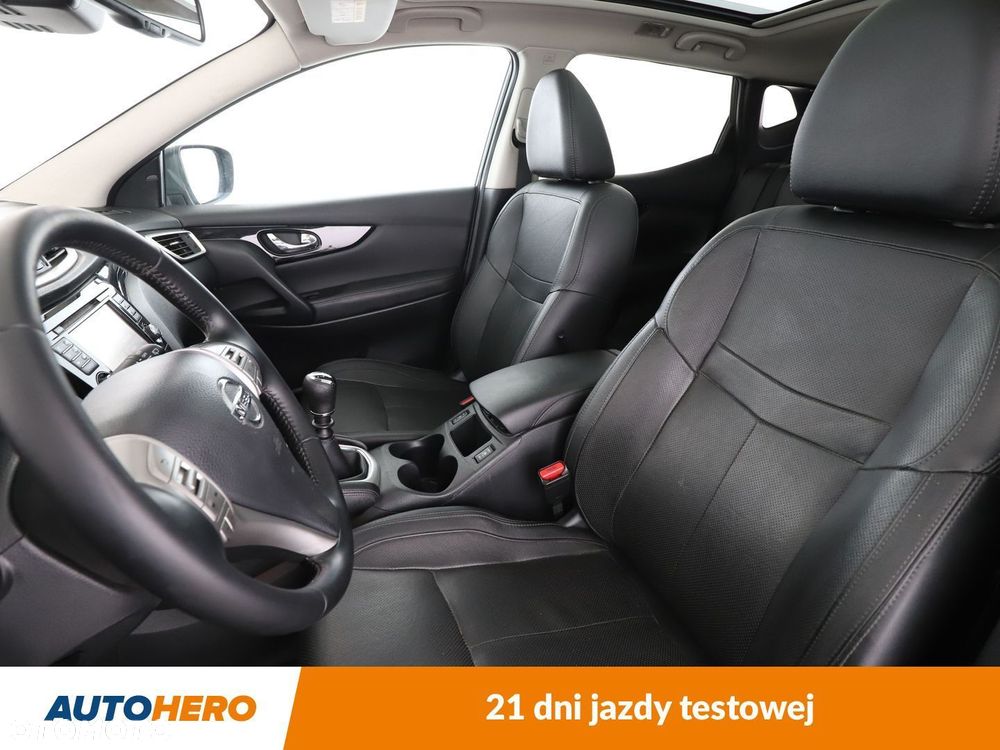 Nissan Qashqai - 10