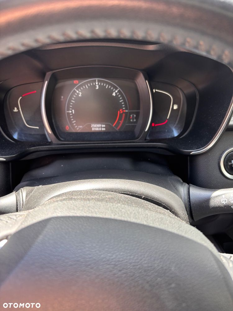 Renault Kadjar - 10