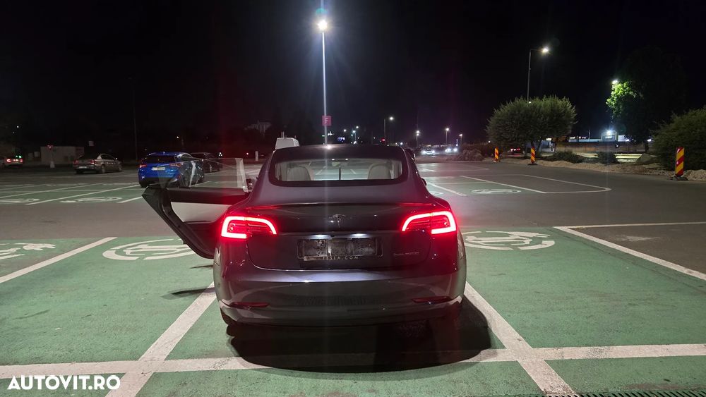 Tesla Model 3 Langstreckenbatterie Allradantrieb Dual Motor Performance - 3