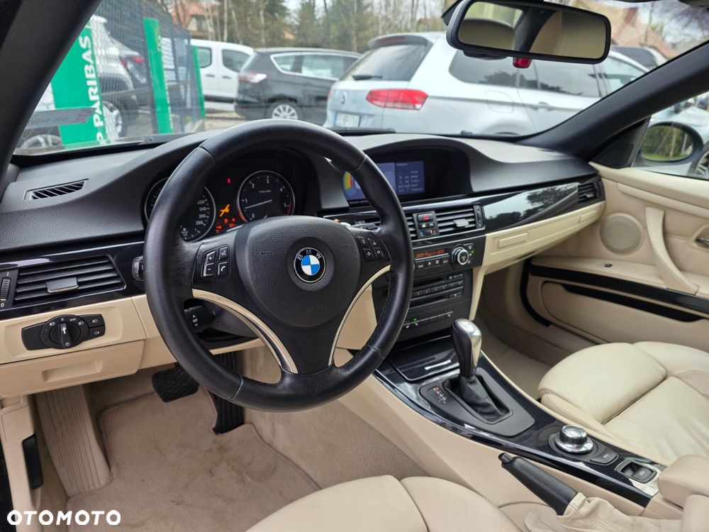 BMW Seria 3 330d - 15