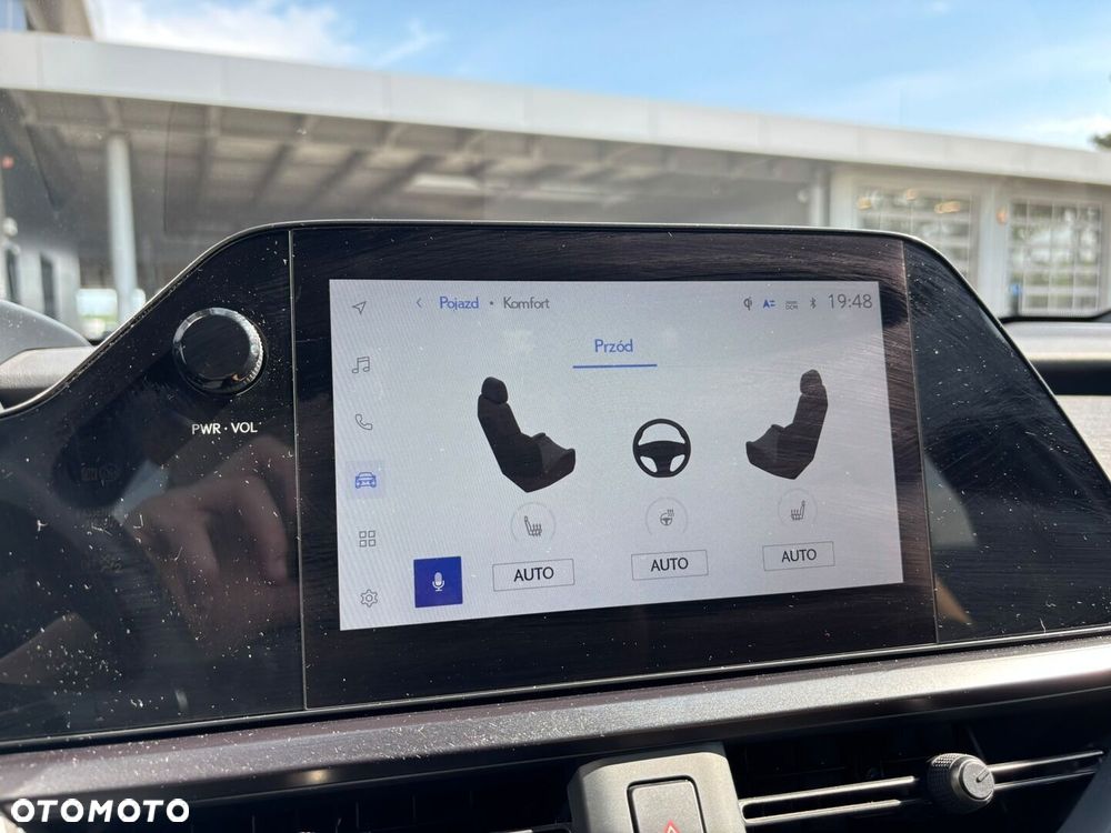 Lexus UX 250h GPF Business 2WD - 17