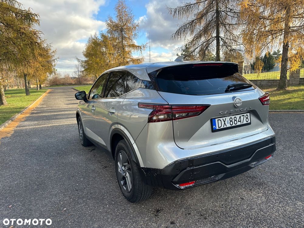 Nissan Qashqai 1.3 DIG-T MHEV Xtronic Acenta - 4