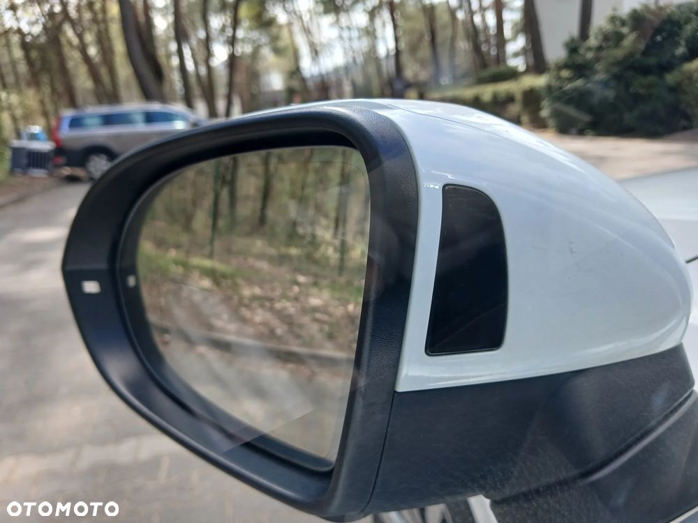 Volkswagen Passat 2.0 TDI BMT Highline DSG - 13