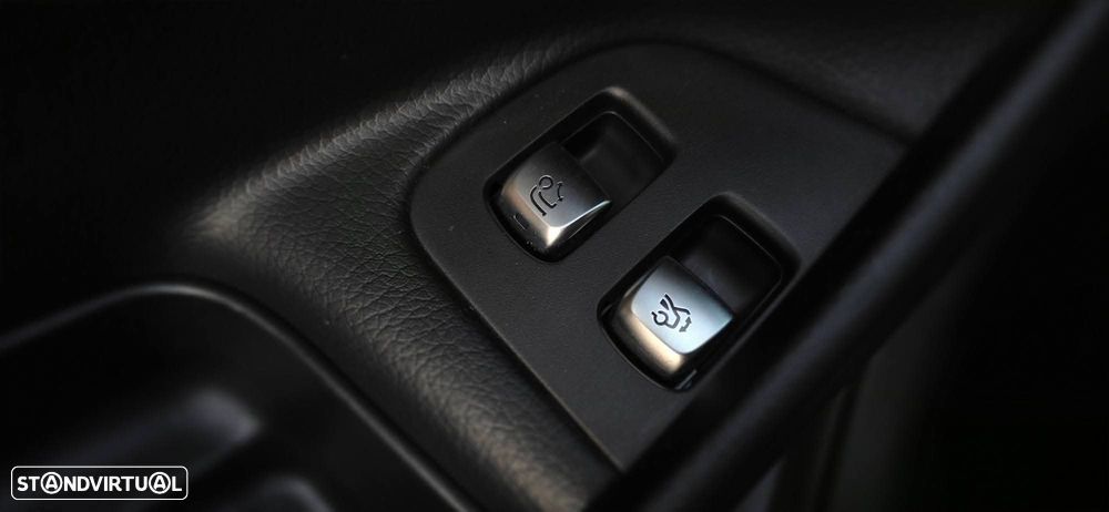 Mercedes-Benz E 300 de 9G-TRONIC AMG Line - 20