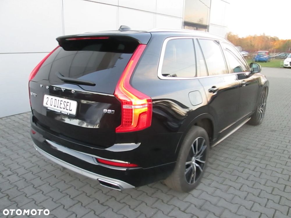 Volvo XC 90 B5 D AWD Geartronic Momentum Pro - 17