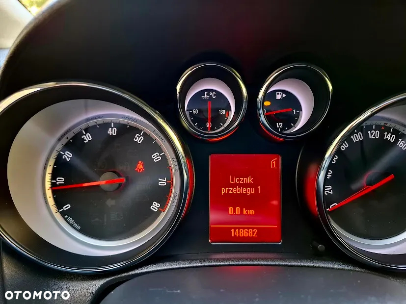 Opel Astra 1.4 Turbo Cosmo - 9