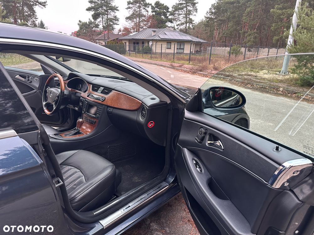 Mercedes-Benz CLS 350 CGI - 28