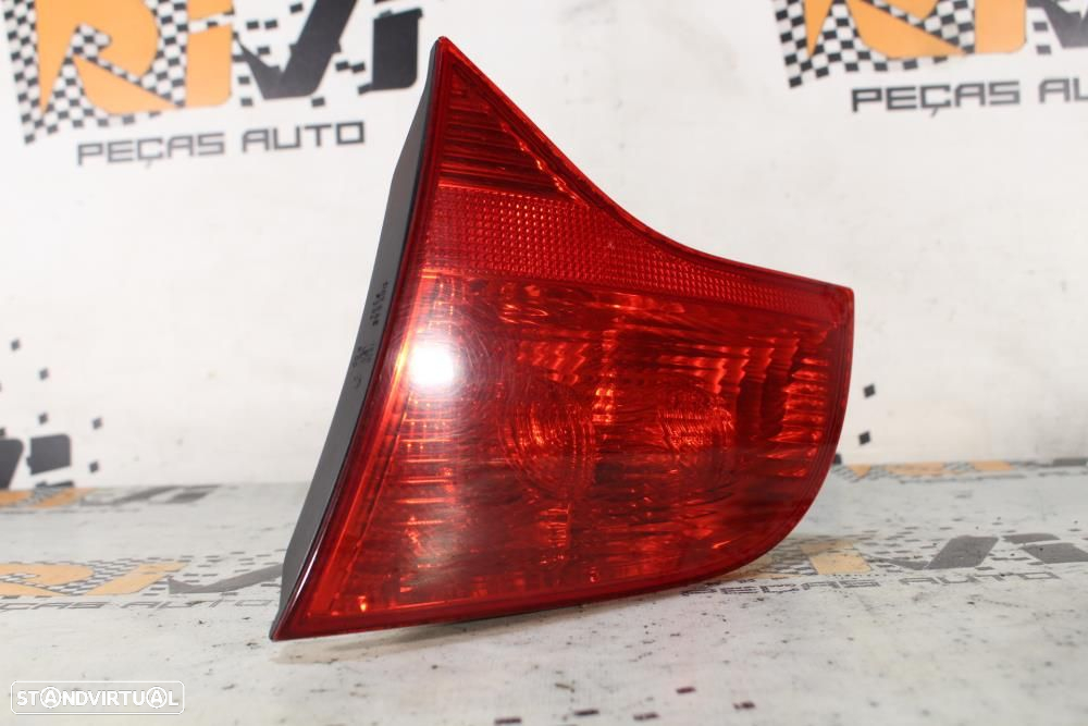 Farolim Direito Audi A4 (8Ec, B7)  8E9945094a / 8E9 945 094 A / Passag - 3