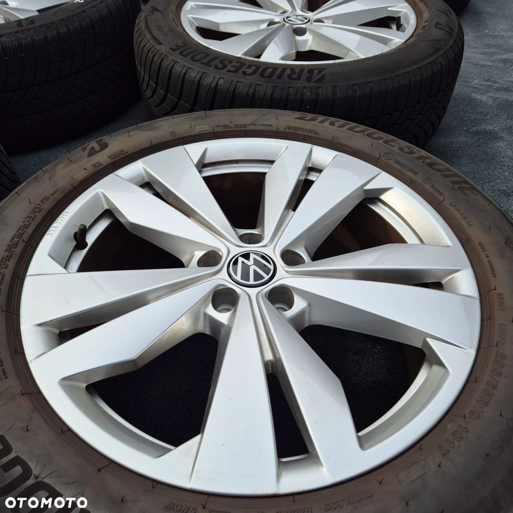 ZIMA KOŁA R19 VW ID4 ID.4 ID.5 AUDI Q4 Q5 E-TRON BUZZ ENYAQ ELROQ 2025r - 2