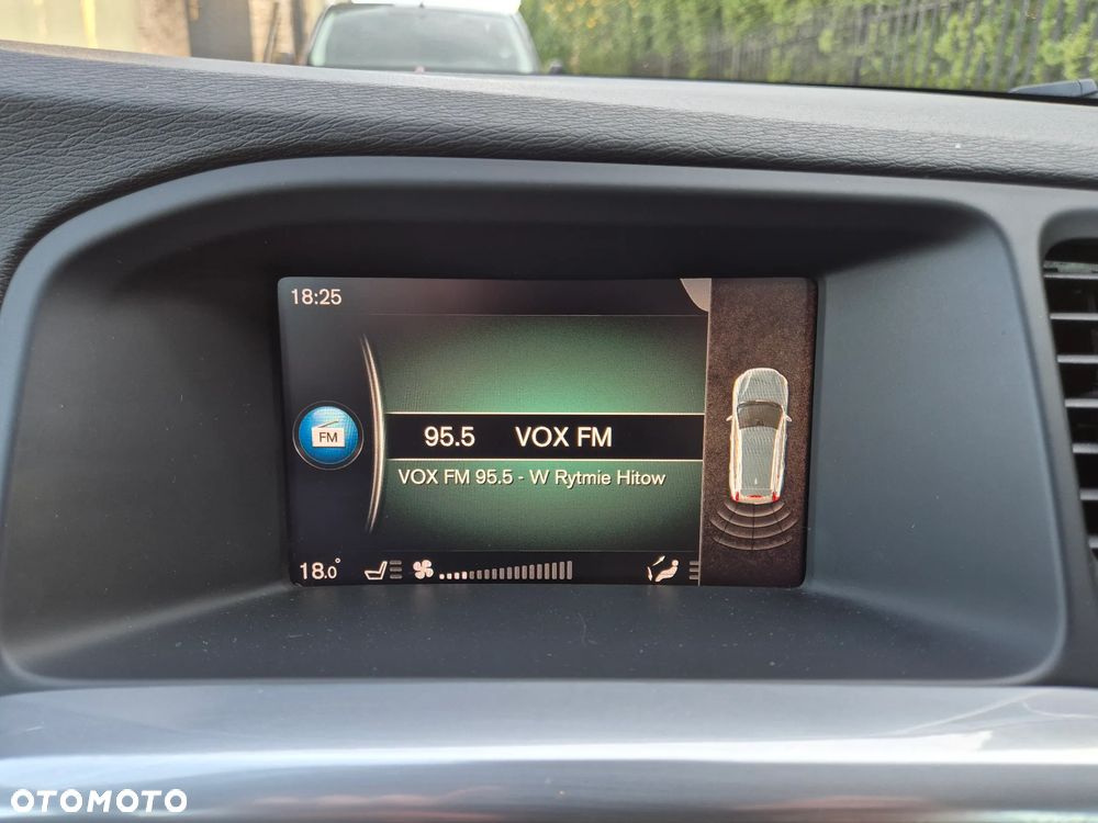 Volvo V60 D2 Drive-E Momentum - 15