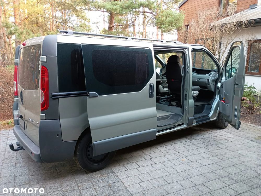 Opel Vivaro - 8
