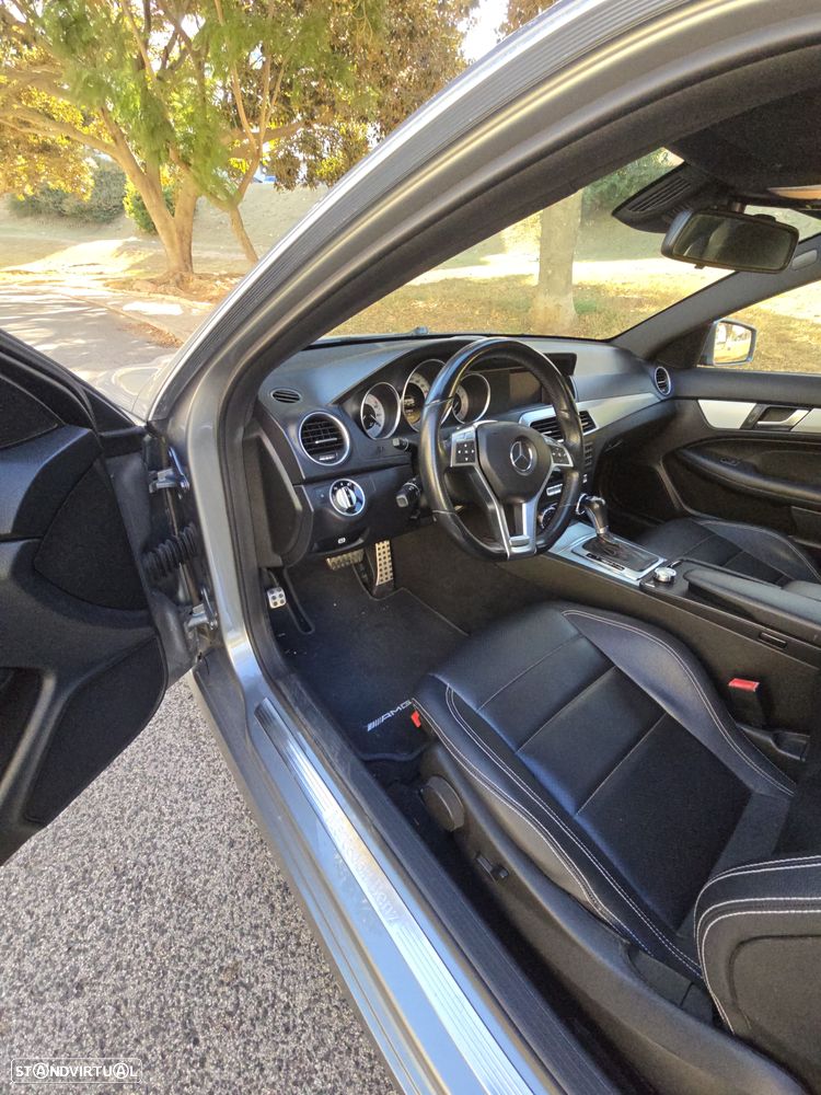 Mercedes-Benz C 250 CGi BE - 19