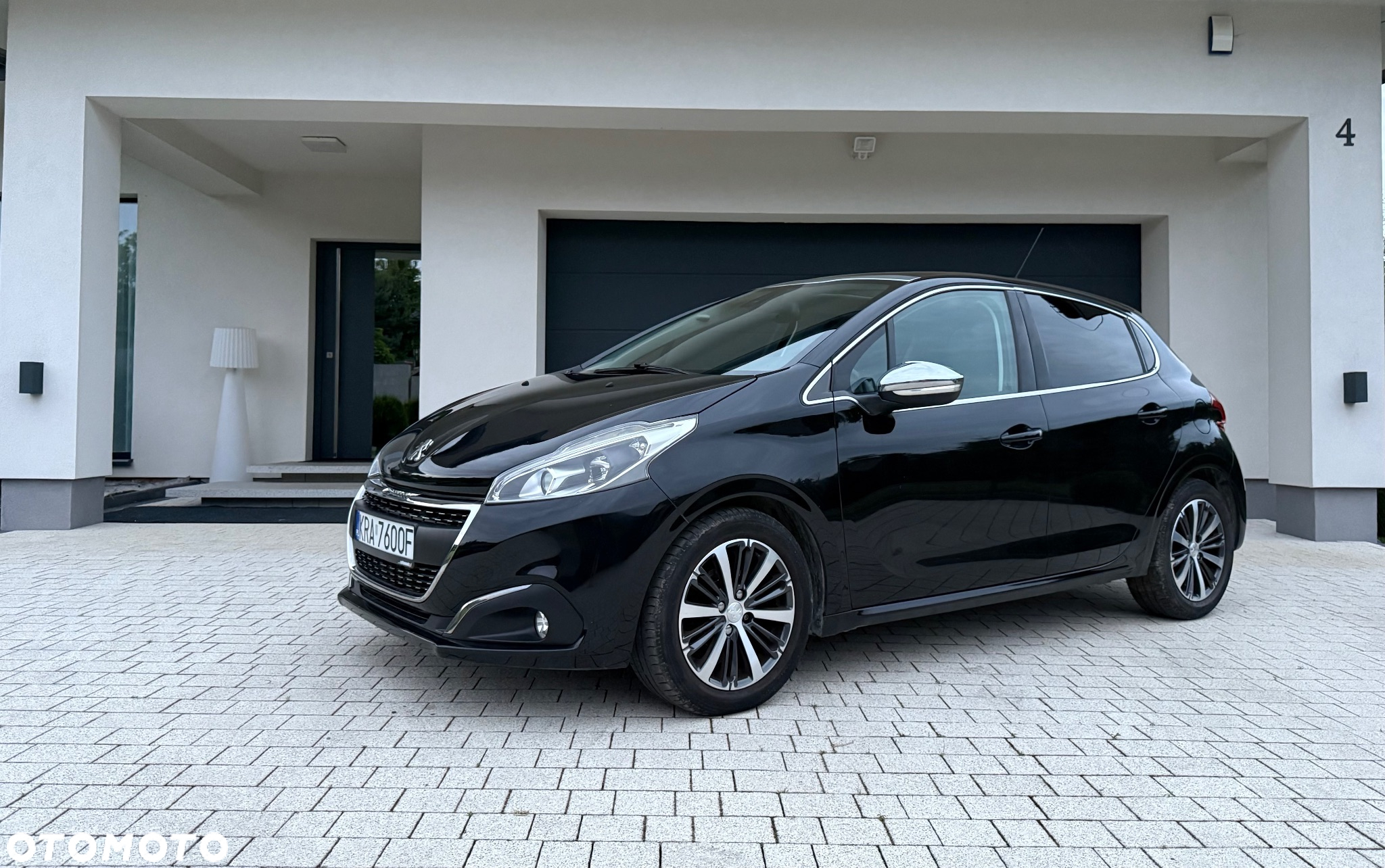 Peugeot 208 1.2 PureTech GPF Allure S&S - 2