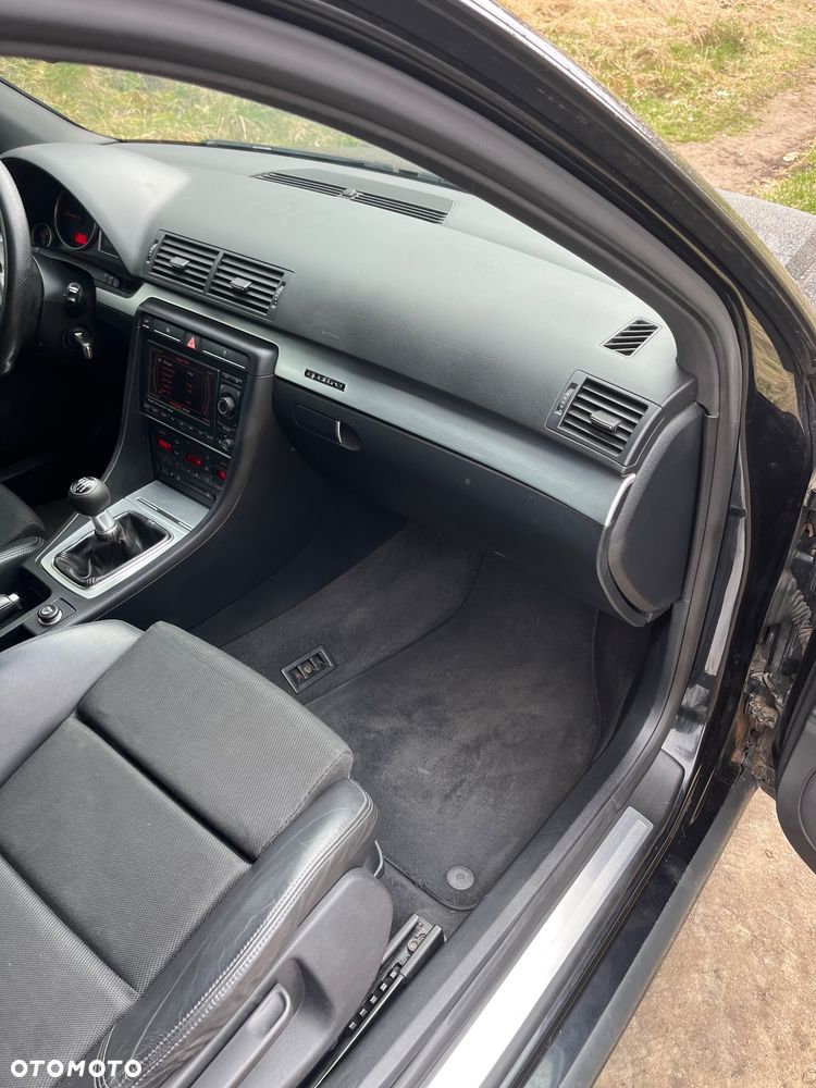 Audi A4 Avant 2.0 TDI DPF Quattro - 22