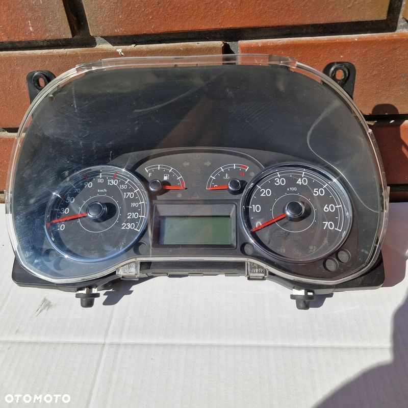 LICZNIK FIAT GRANDE PUNTO 51828071 1.4B EUROPA - 2