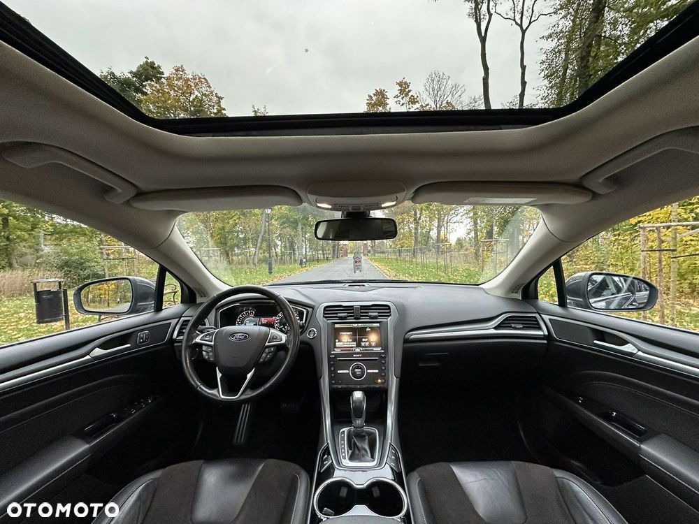 Ford Mondeo - 37