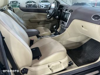 Ford Focus CC 2.0 16V Titanium - 2