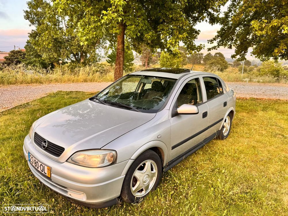 Opel Astra 1.7 DTL Club - 10