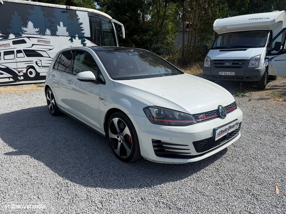 VW Golf GTI Performance BlueMotion DSG - 2