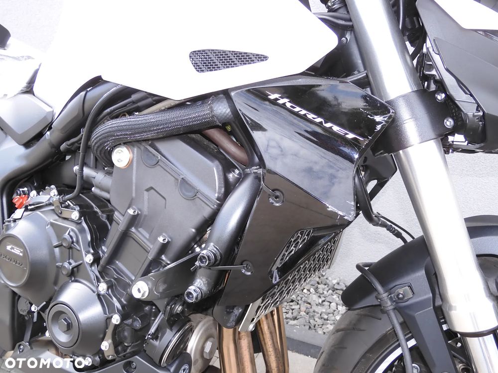 Honda Hornet - 8
