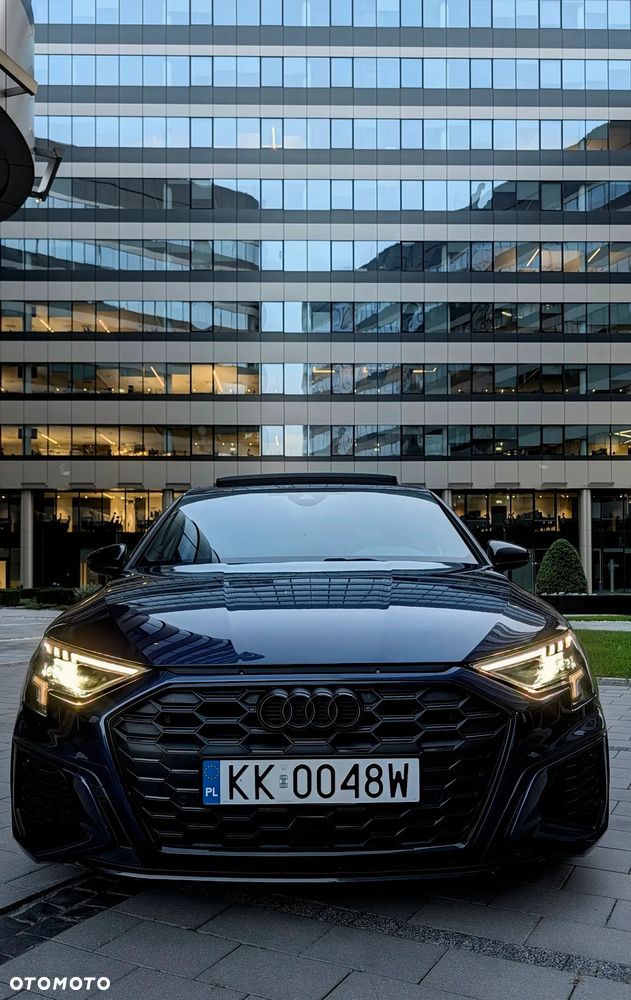 Audi A3 Limousine 40 TFSI Quattro Advanced S tronic - 4