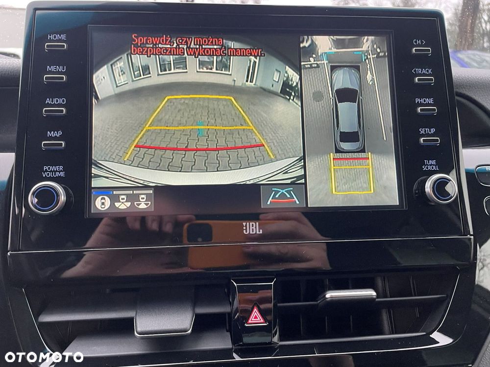 Toyota Camry 2.5 Hybrid Executive CVT - 17