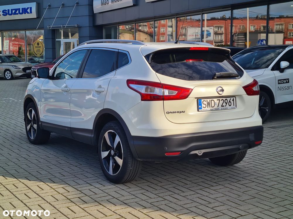 Nissan Qashqai 1.6 DIG-T N-Connecta - 5