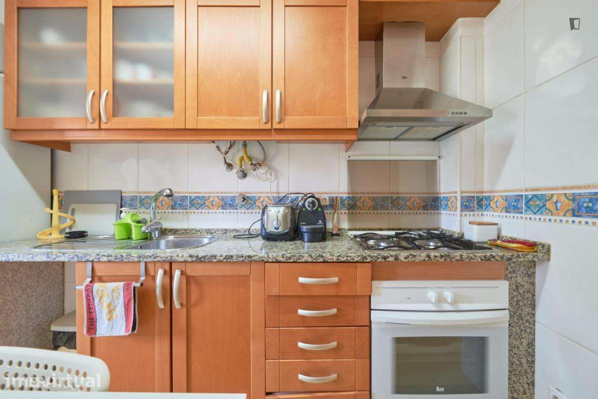 Quarto - localizado em Entrecampos Lisbon - Grande imagem: 2/32