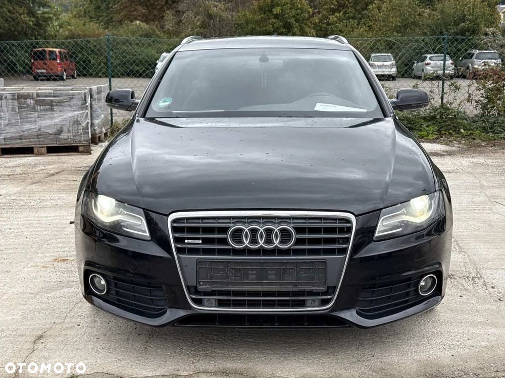 Audi A4 - 1