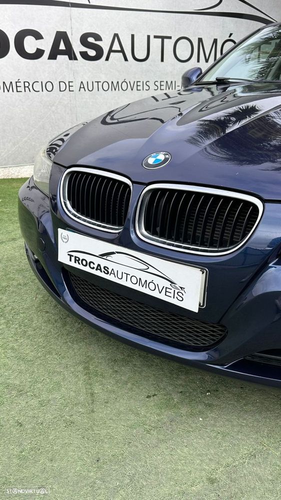 BMW 320 d Touring - 11