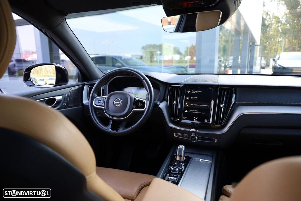 Volvo XC 60 2.0 T8 PHEV Inscription AWD - 22
