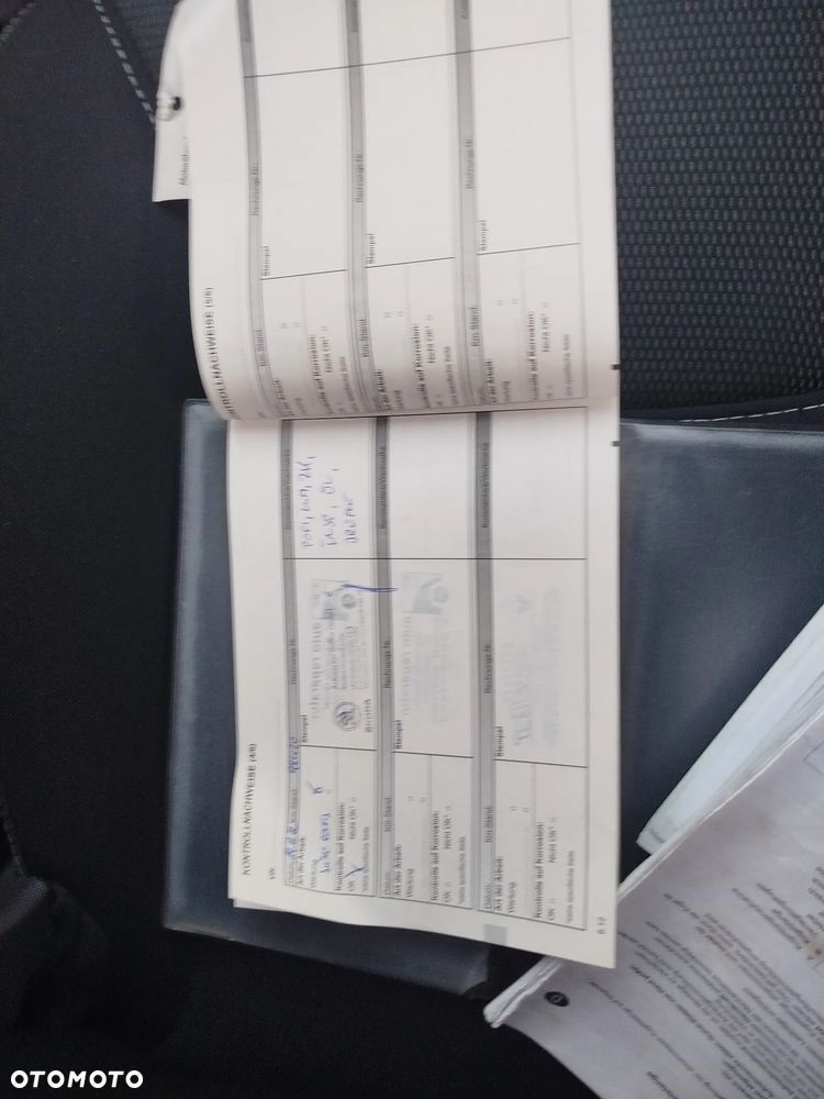 Renault Clio 1.2 16V 75 LIMITED - 28