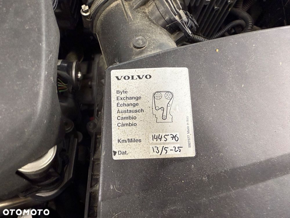 Volvo V60 D4 Geartronic R-Design - 35