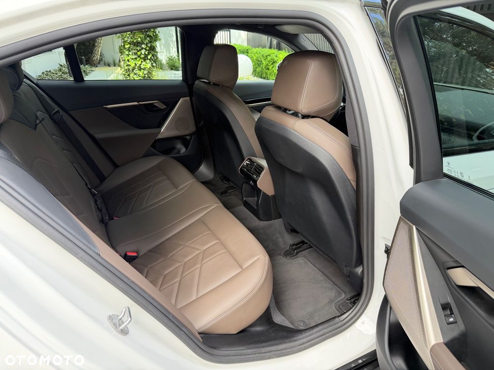 BMW Seria 5 520i mHEV M Sport sport - 15