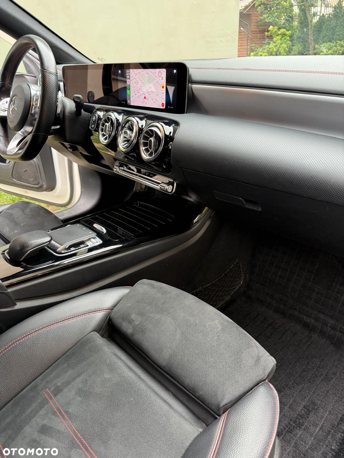 Mercedes-Benz CLA - 8