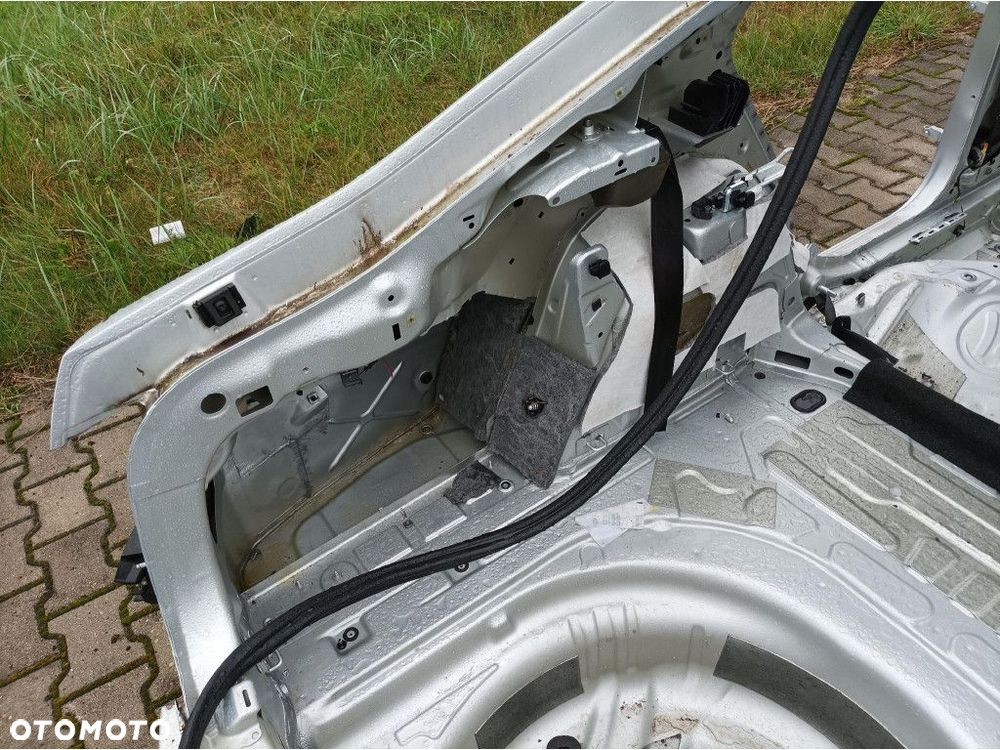 SKODA SUPERB III HB BŁOTNIK ĆWIARTKA TYŁ LEWA LA7W - 5