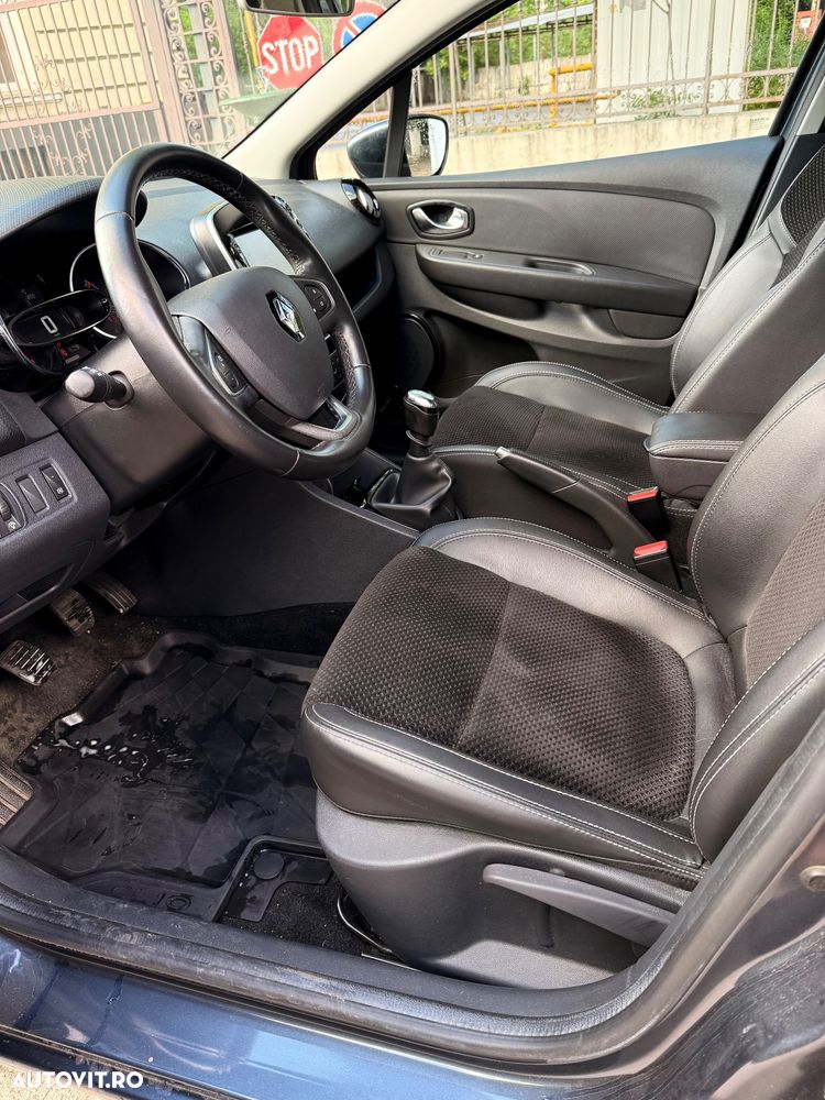 Renault Clio - 8