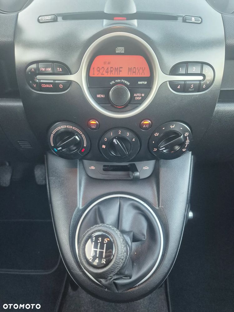 Mazda 2 1.3 Sport Independence - 24