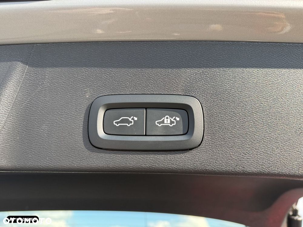Volvo XC 40 - 20