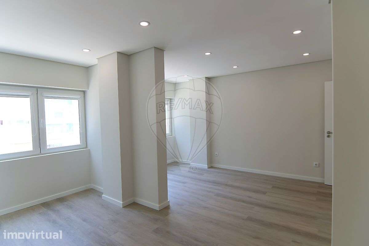 Apartamento T2 para arrendamento - Grande imagem: 2/11