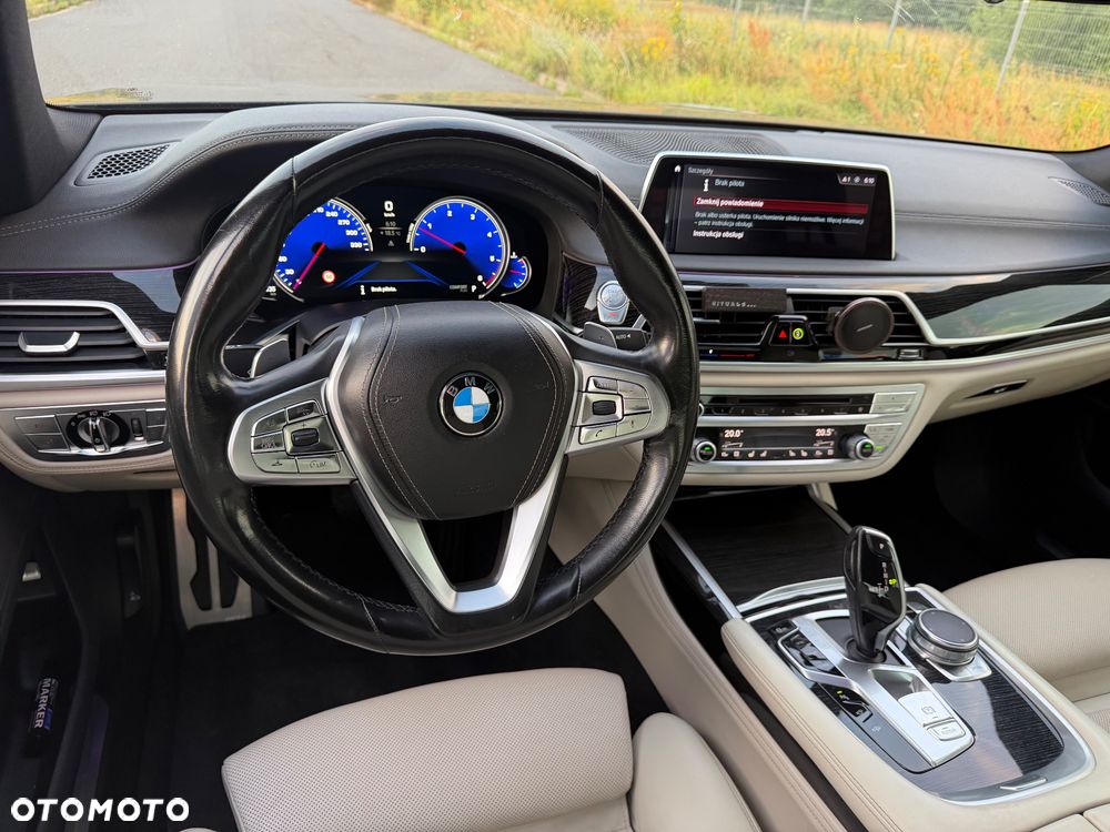 BMW Seria 7 740d xDrive - 25