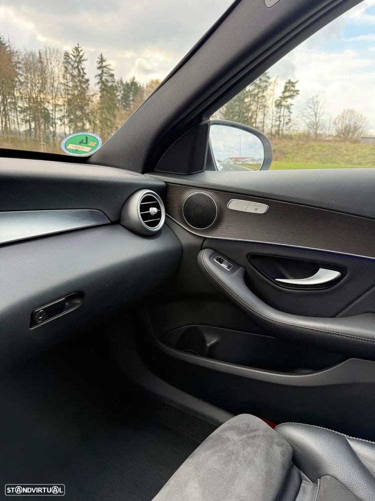 Mercedes-Benz C 300 d AMG Line - 12