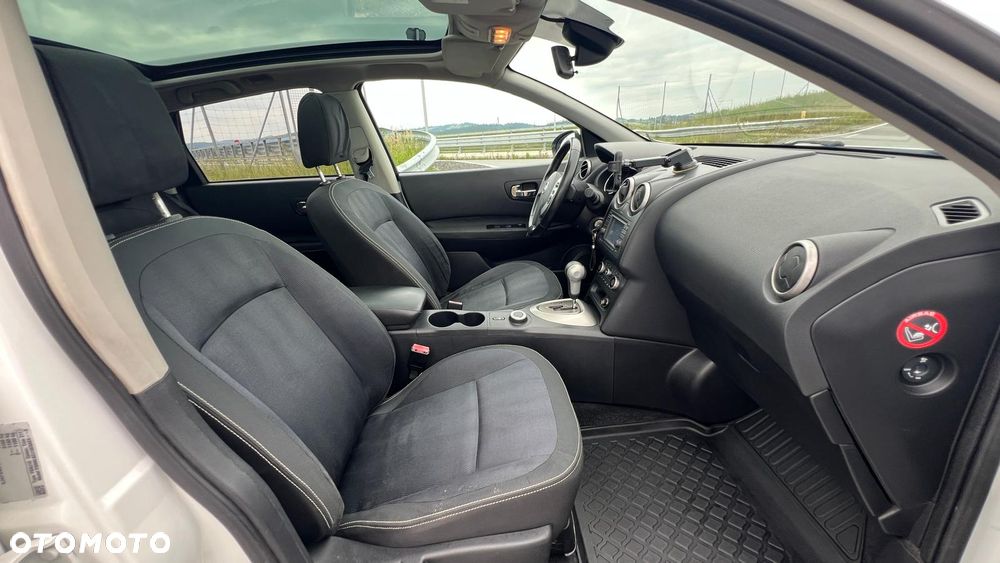 Nissan Qashqai 2.0 4 x 4 CVT tekna - 12