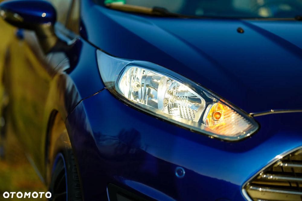 Ford Fiesta 1.25 Trend Edition - 6