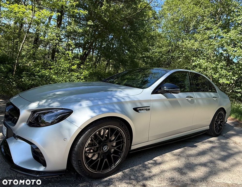 Mercedes-Benz Klasa E AMG 63 4-Matic+ - 5