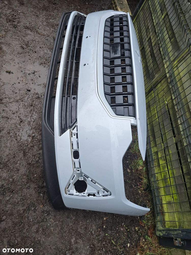 Polestar 2 zderzak przód ładny oryginał - 3